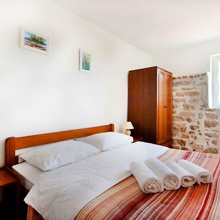 Old Town Vrsar, Apartments Danica & Zoran ภายนอก รูปภาพ